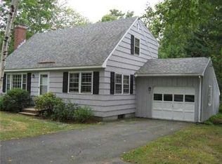 4 Deacon Rd, Yarmouth, ME 04096