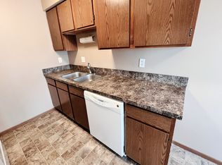 1809 Knox St #3, Lincoln, NE 68521