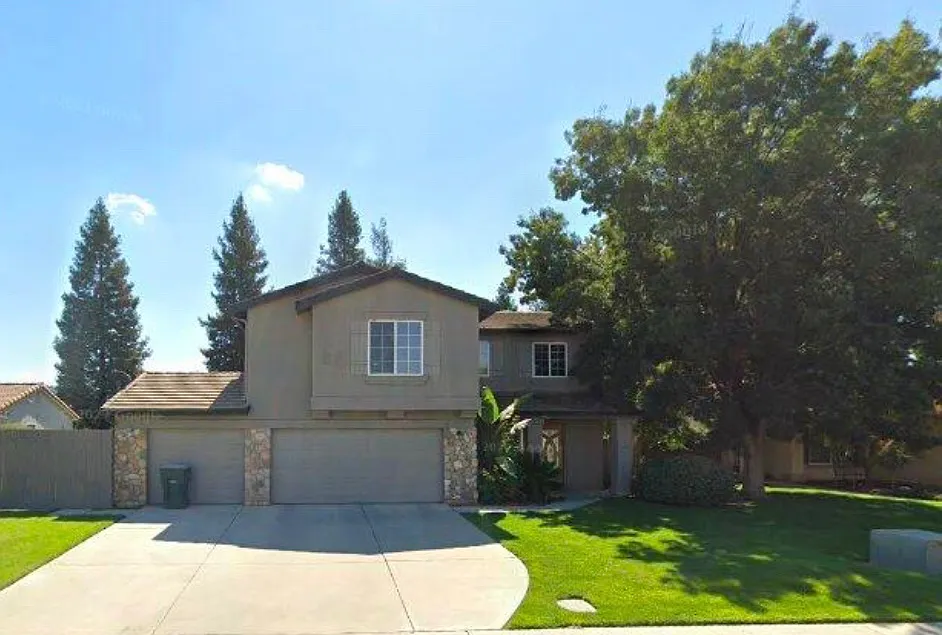 3827 W Prospect Ave