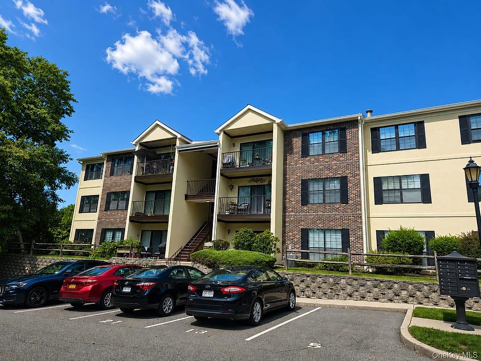 1st image of 23 Nottingham Circle #23