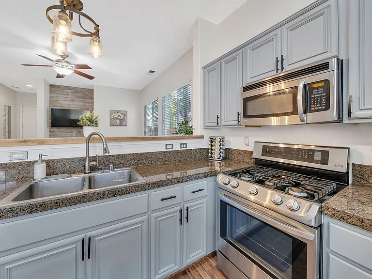 10577 Eagle Falls Way — Photo 15