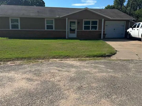 102 E Lewis St, Perkins, OK 74059