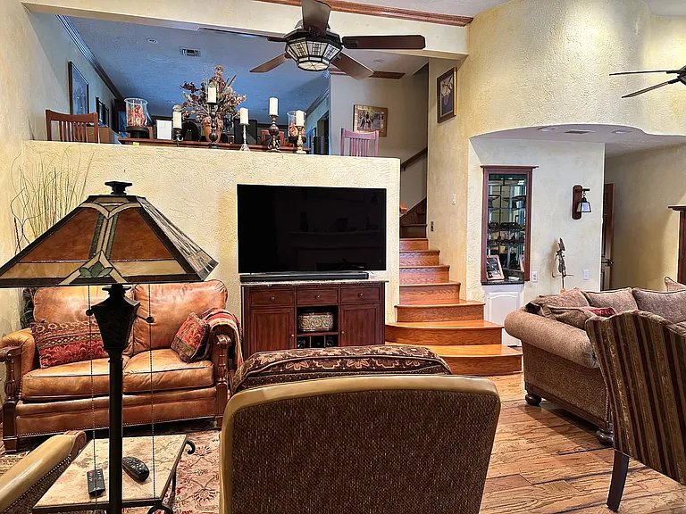 5477 Nestle Ave — Photo 6