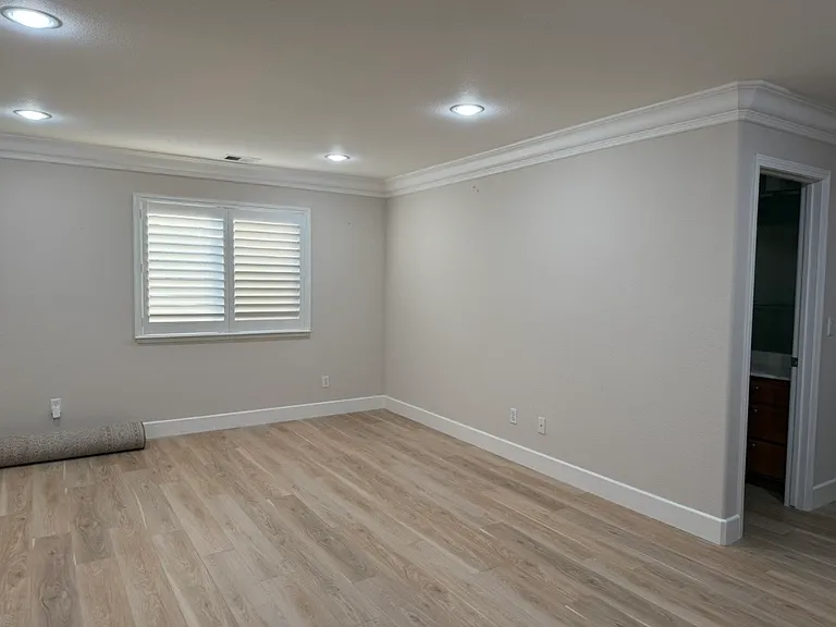 1280 Fleming Ave — Photo 15