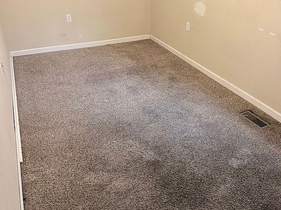 4th image of 1533 SW College Ave #2