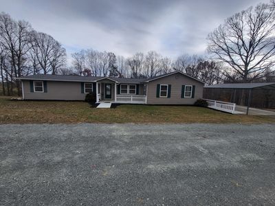 39 Foxfire Rd, Wirtz, VA, 24184