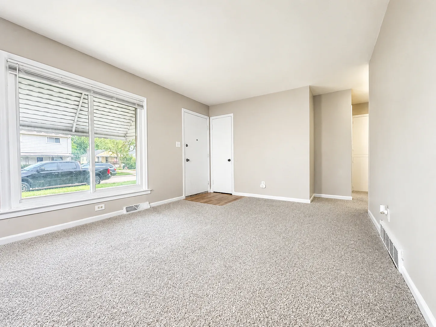 3 bed, 1044 sqft, $1,550 — Photo 4
