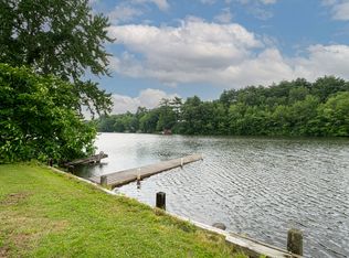 12 Fairground Rd, Sturbridge, MA 01566
