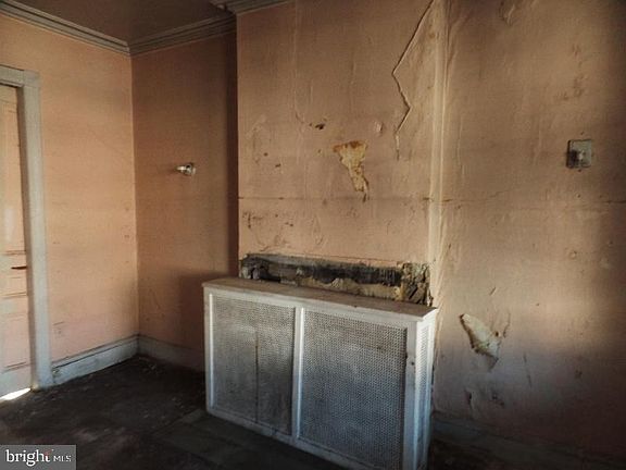 5th image of 1722 W Ontario St