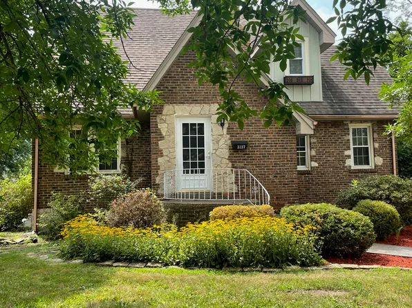 3237 Ann St, Lansing, IL 60438