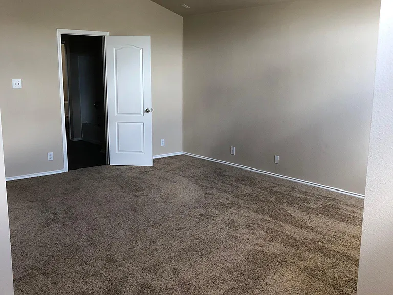 5514 Justin Cv — Photo 13