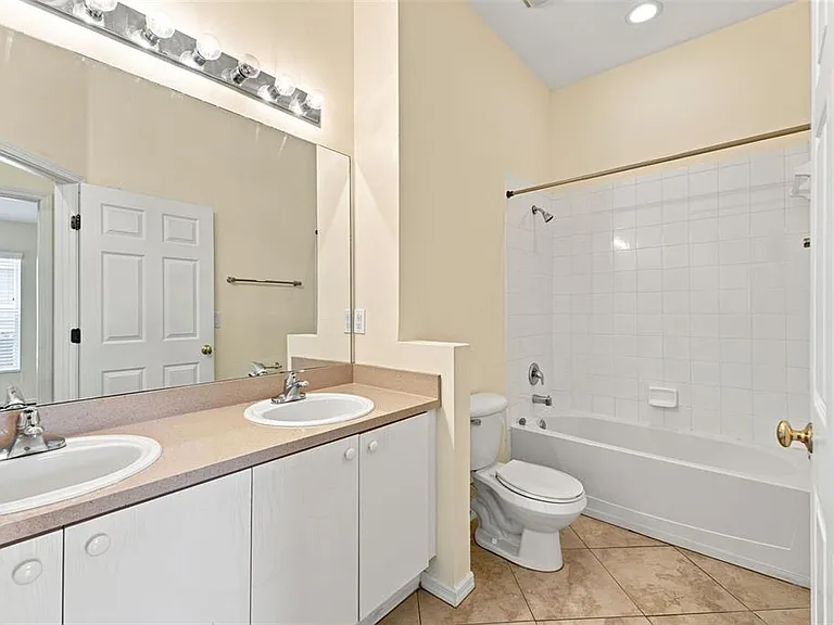 11331 Coconut Island Dr — Photo 18