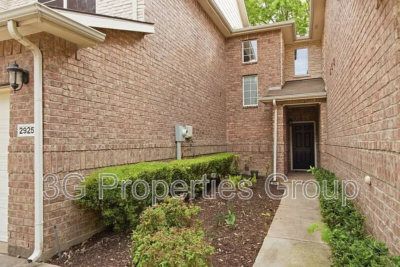 2 bed, 2.5 bath, 1544 sqft, $2,395 — Photo 3