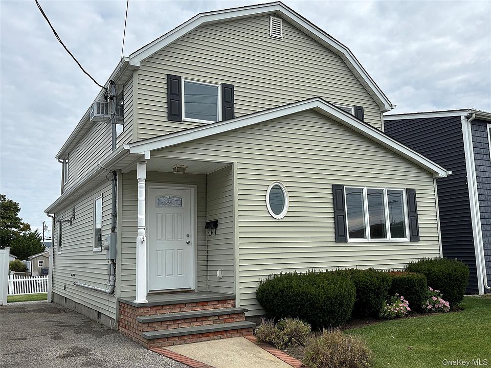 1st image of 65 Jefferson Place