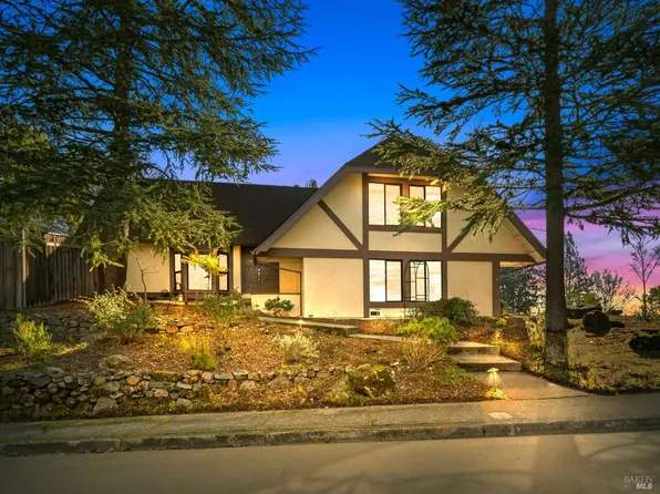 769 Sentinel Court, Santa Rosa, CA 95409