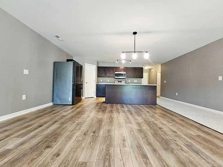 1420 Demila Dr — Photo 5