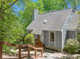 122 S Peak Dr #A, Carrboro, NC 27510