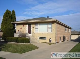 2926 W 101st St, Evergreen Park, IL