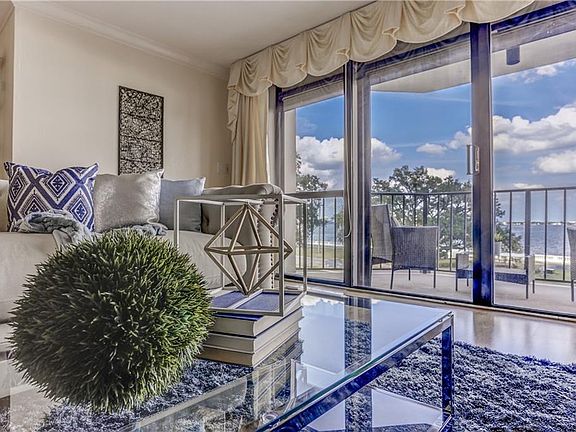 2nd image of 3301 Bayshore Blvd Unit 304D