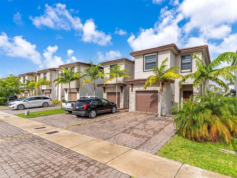 1st image of 25134 SW 108th Ct