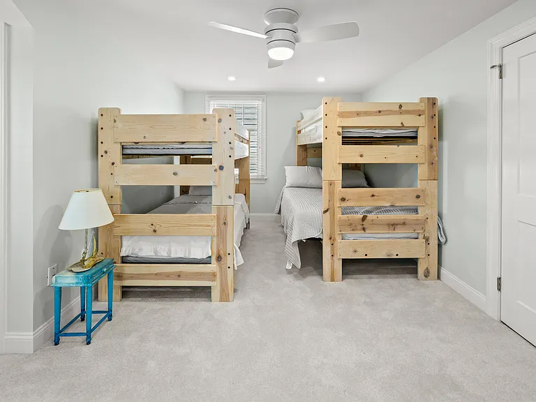 8805 Monmouth Ave — Photo 33