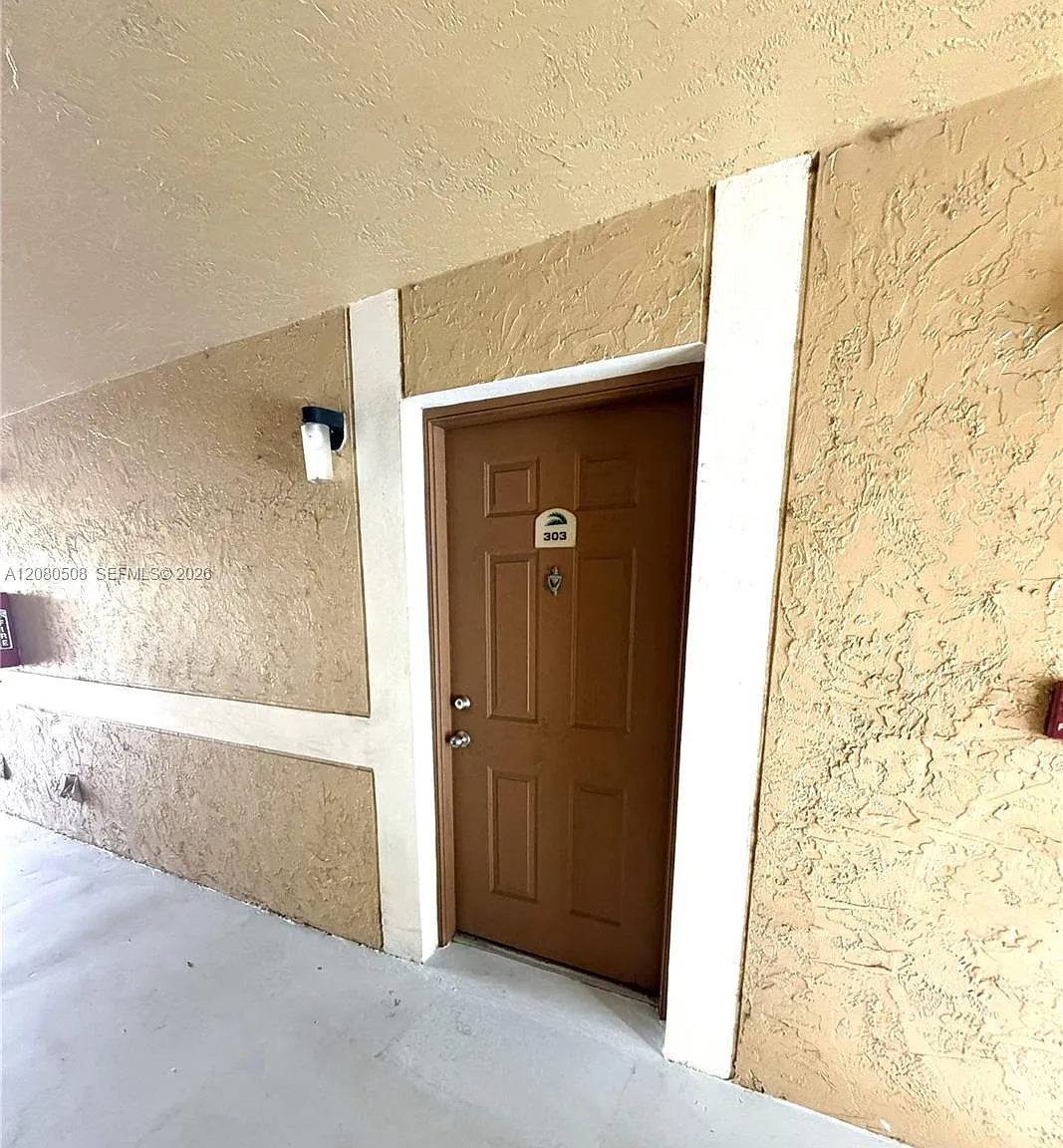 Palms Of Pembroke Condo — Photo 3