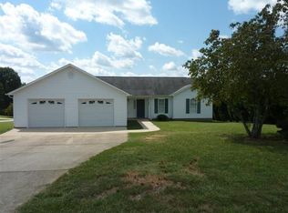 409 Heitman Rd, Thomasville, NC 27360