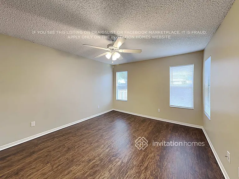6732 Brittany Chase Ct — Photo 10