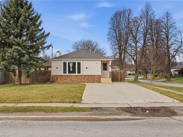 6581 Riall St, Niagara Falls, ON L2J 1Z4