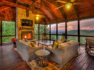 717 Timberwood Dr, Blue Ridge, GA 30513