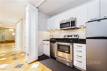 Rented by (Legacy) Elegran