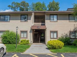 13 Knights Brg, Poughkeepsie, NY 12603