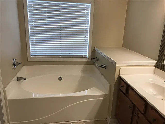 304 Woodland Pass — Photo 10