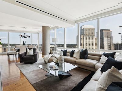 1 Renaissance Square #25A, White Plains, NY, 10601