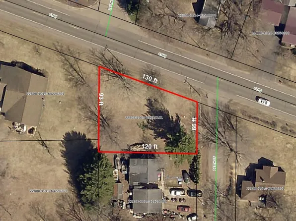 5694 167th St, Chippewa Falls, WI 54729