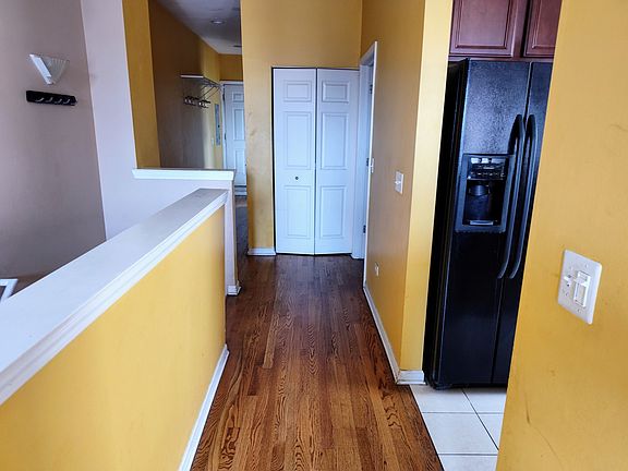 4th image of 809 S Kedzie Ave #C