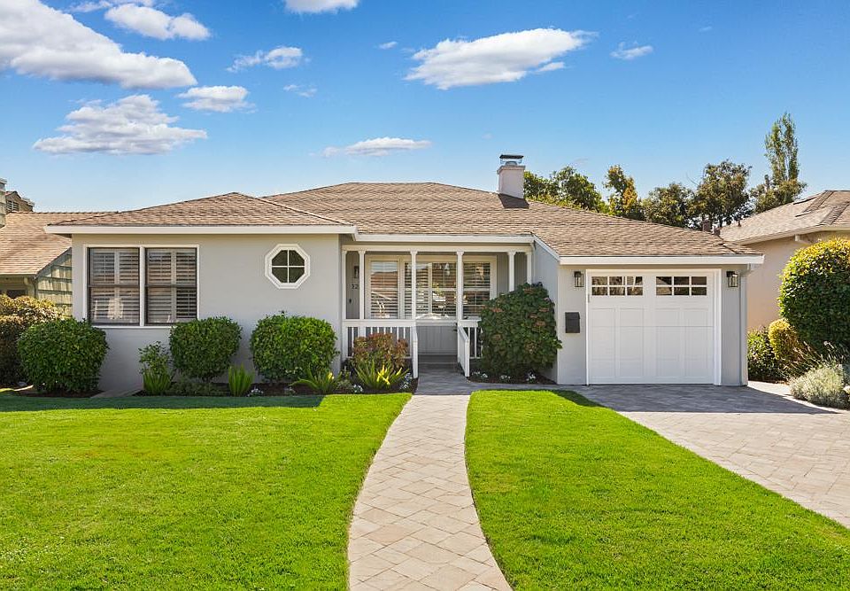 1st image of 124 Poinsettia Ave