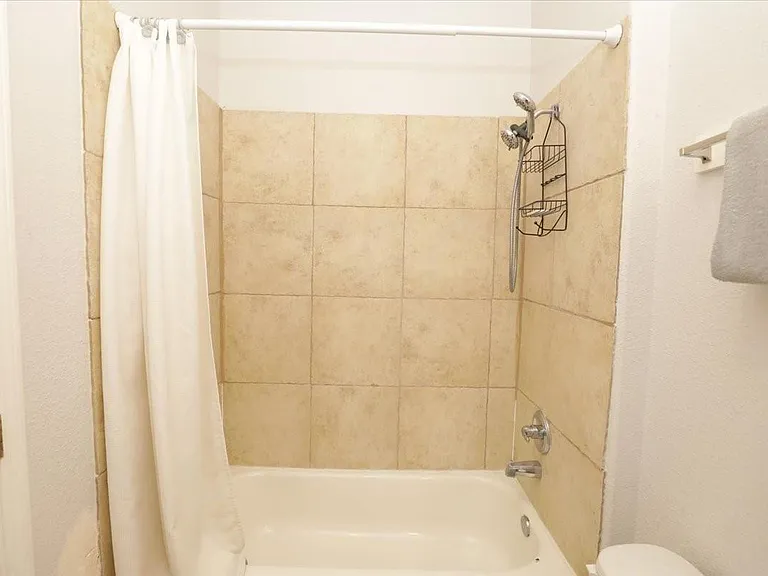 13121 Vickery St #5 — Photo 6