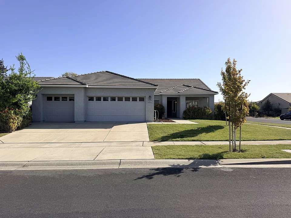 5687 Shires Way