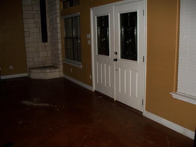 2nd image of 721 E Moonlight Dr