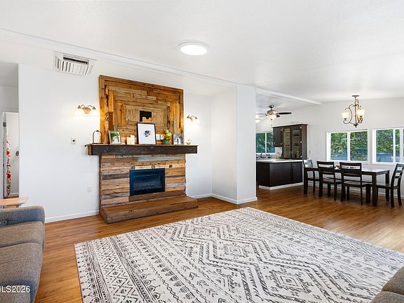 2nd image of 4040 Placer Way