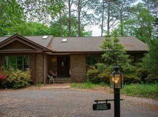 165 Barrett Rd E, Pinehurst, NC 28374