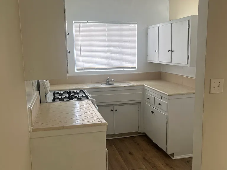 9000 E Arcadia Ave #J — Photo 6