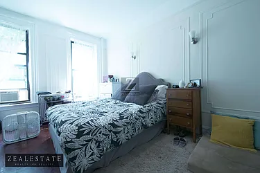 Rented by ZealEstate Group Inc