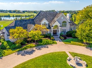 37108 N Kimberwick Ln, Wadsworth, IL 60083