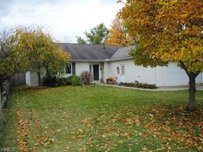 965 Center St, Grafton, OH, 44044