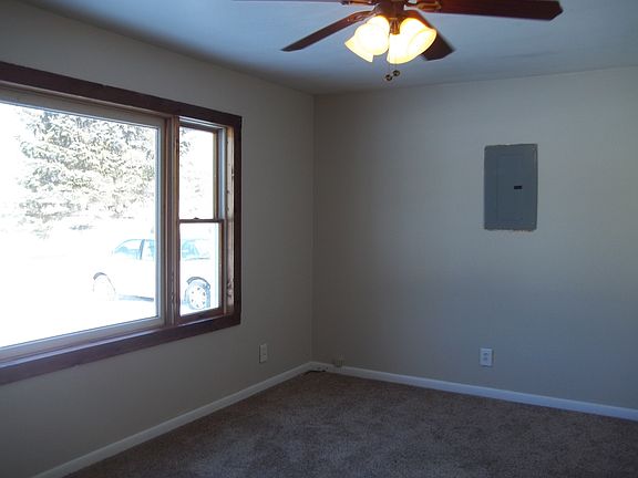 3rd image of 5819 Durwell Dr