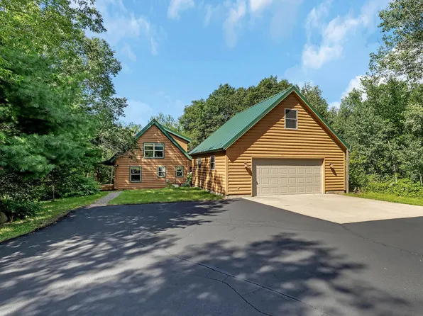 10421 Raven Ct, Foley, MN 56329