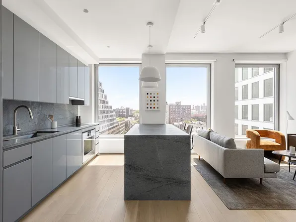 8 S 4th St #20D, Brooklyn, NY 11249