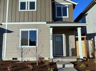1838 SE Hankel St #8, Dallas, OR 97338